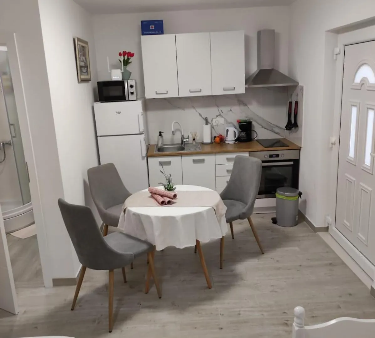 Studio Apartman Mare Trogir 0*,  Croatia