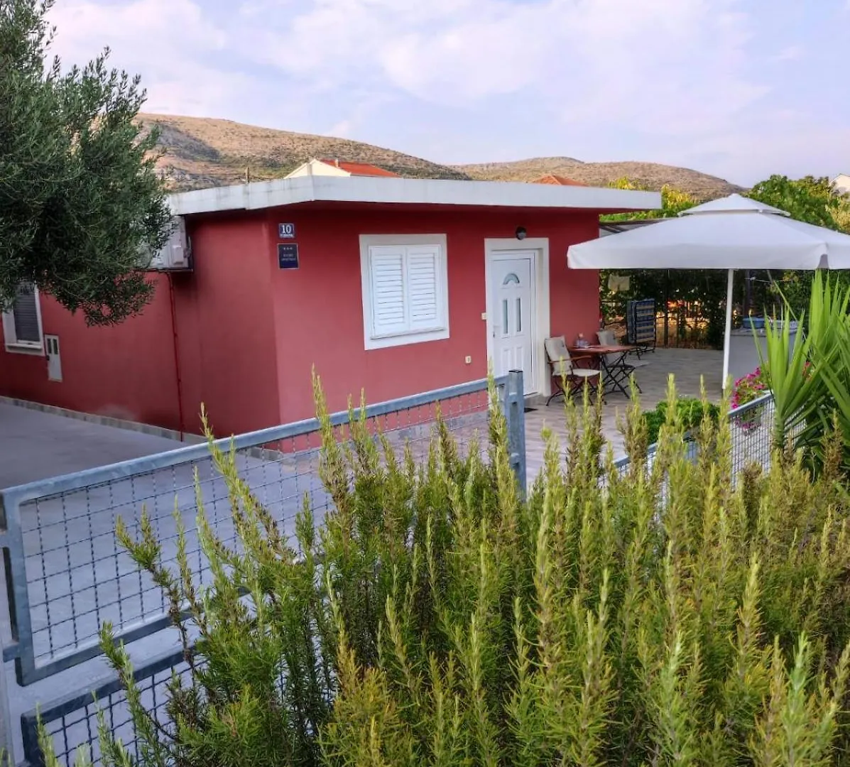Studio Apartman Mare Trogir 0*,  Croatia